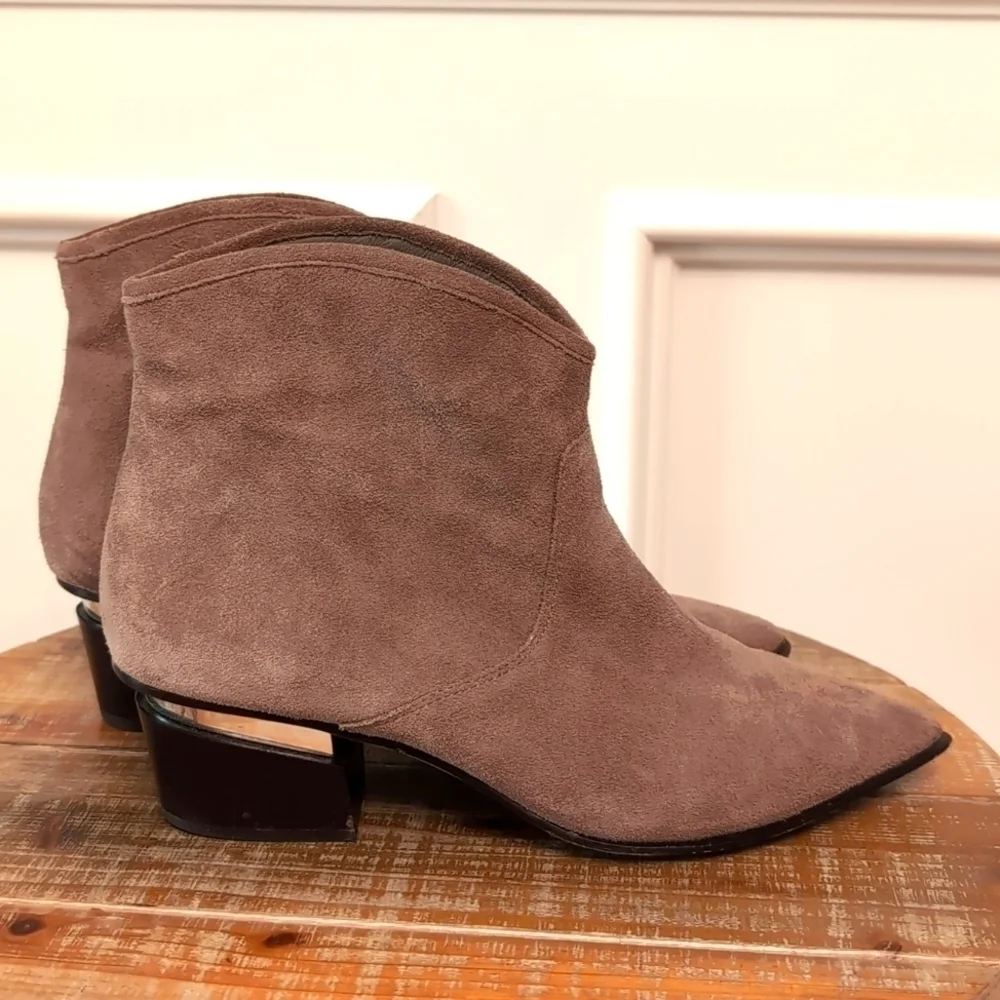 Donna Karan Leather Heeled Booties Size 8.5 Suede Tan